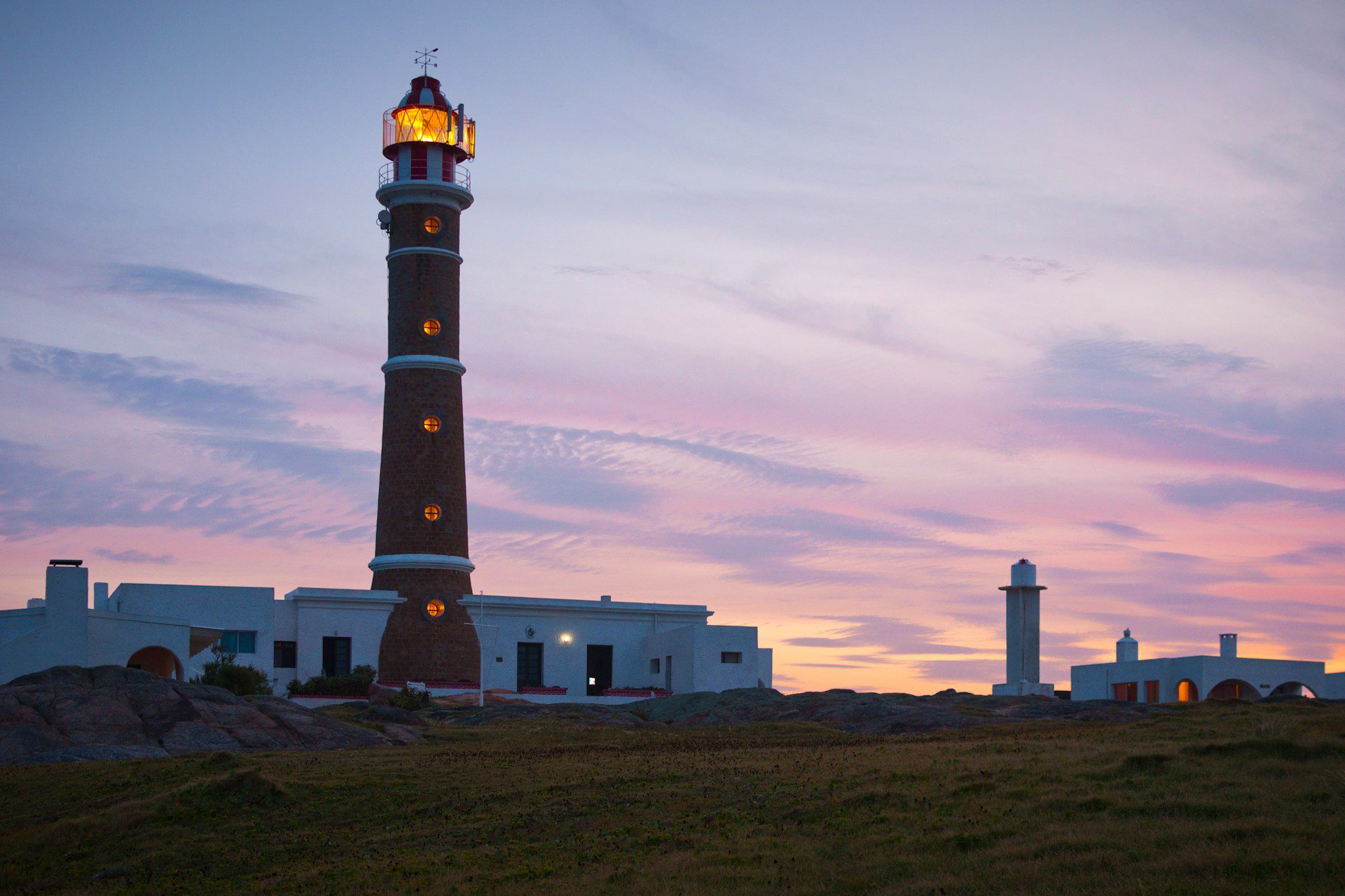 uruguai. foto de farol no final do dia